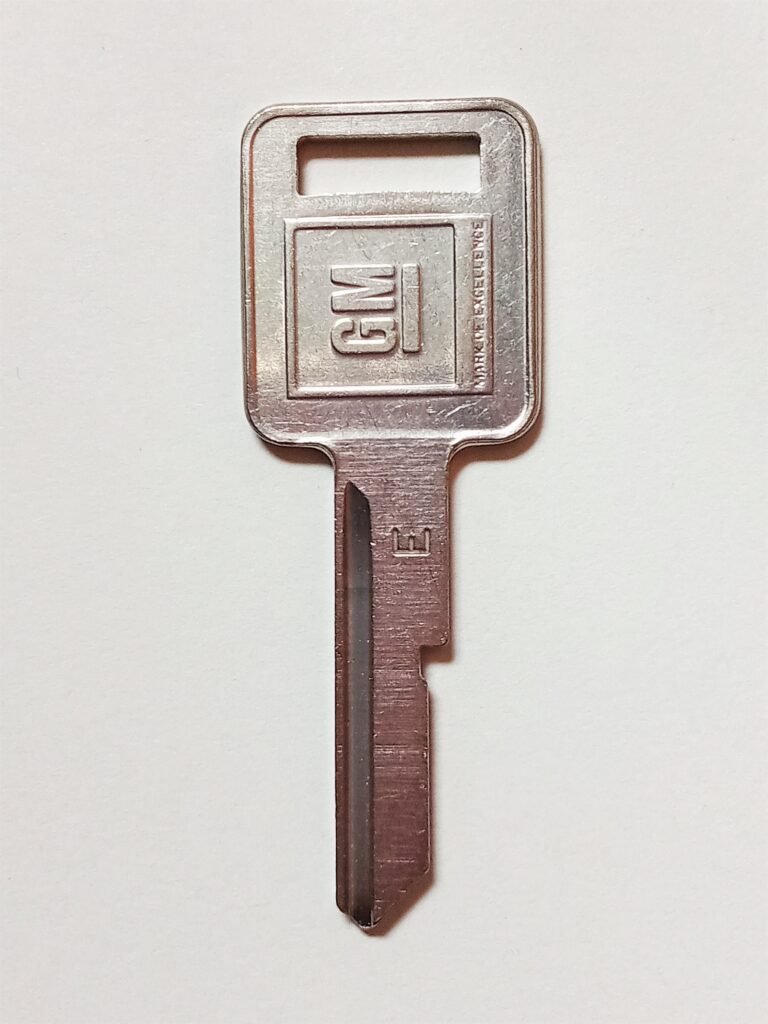 GM E Ignition key blank