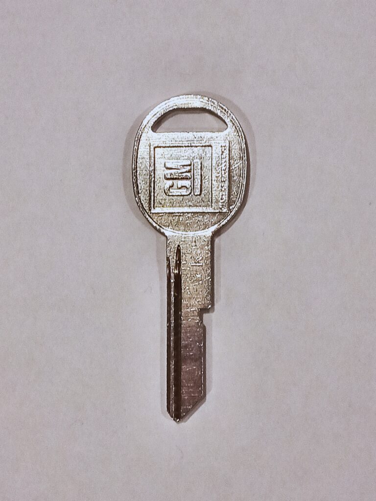 GM K Trunk / boot key blank