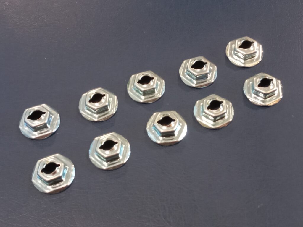 10 x Thread cutting speed nuts 3/16 inch
