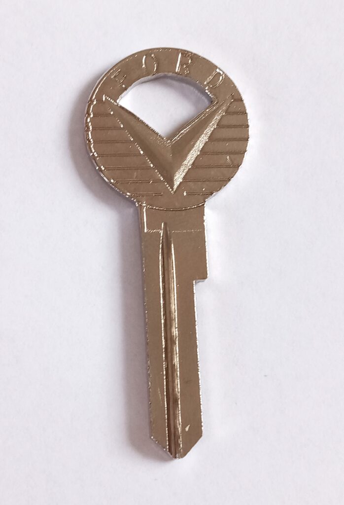 Ford early Trunk key blank 1959-66 Strattec